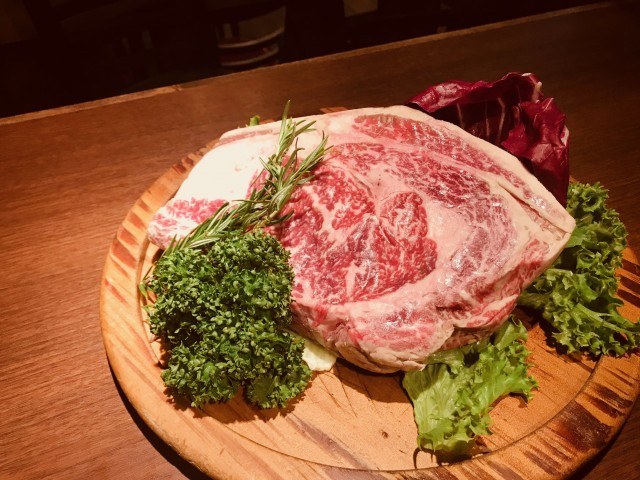 リブ肉